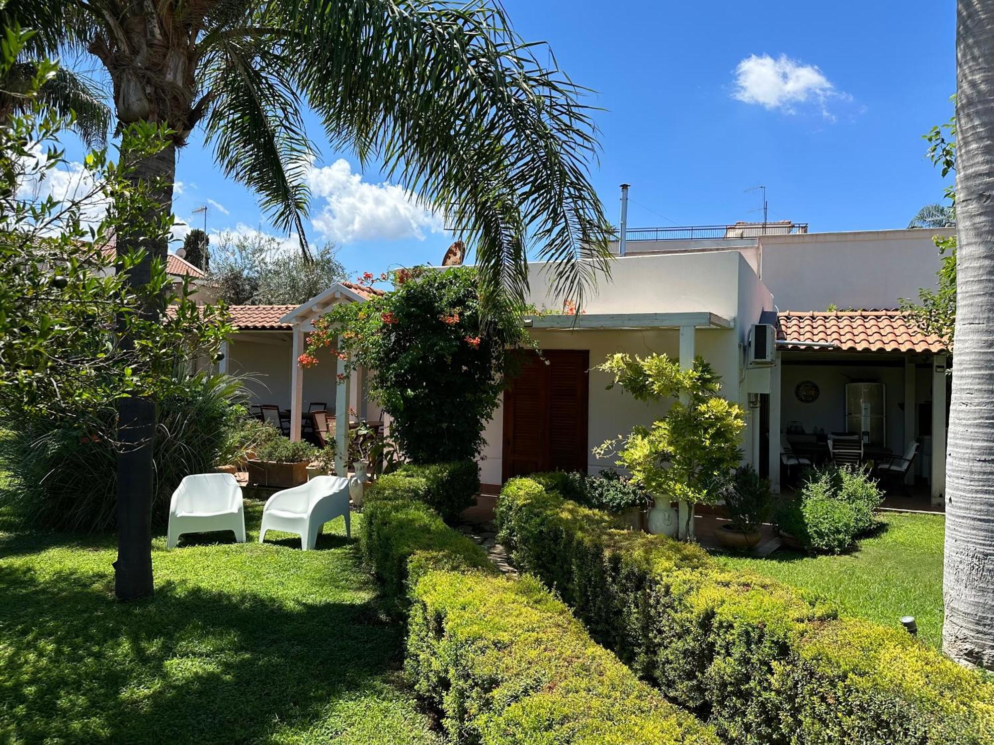 Apartamento Saline - Luxury Garden Mondello *